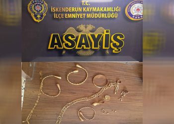 Komşusunu kahve içmeye çağırıp, altınları için öldürmüş