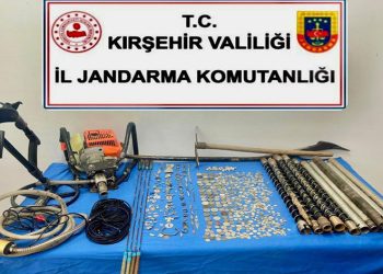 Tarihi eser kaçakçılarına jandarma operasyonu