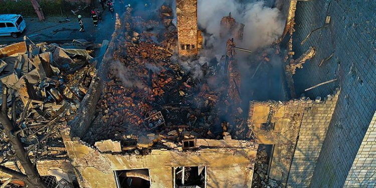 Rusya, Lviv’i vurdu: 7 ölü