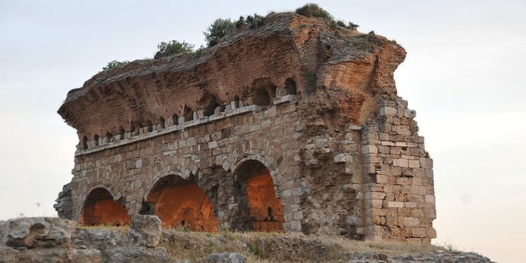 Aydın’da müze ve ören yerlerini 382 bin kişi ziyaret etti