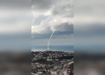 Alaplı’da denizde devasa hortum