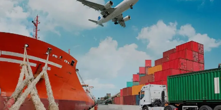 Depremzede anne, iyilik için sürüyor