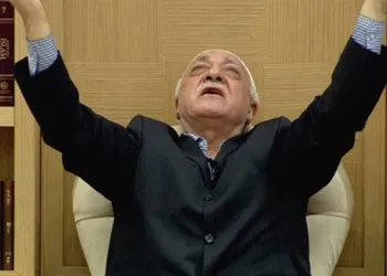 Terörist Fetullah Gülen’in “cenazesi kaçırılabilir” kavgası başladı