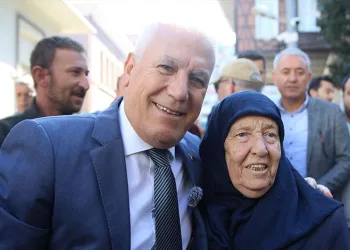 Başkan Bozbey’den Bursalılara ‘Cumhuriyet Bayramı’ çağrısı