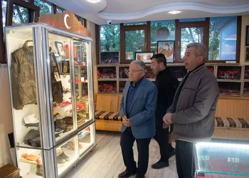 Başkan Büyükkılıç; 15 Temmuz şehidi Cennet Yiğit’in ailesini ziyaret etti