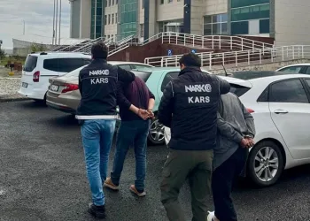 FETÖ’nün sözde “Bölge Talebe Mesulü” yakalandı: 2 gözaltı
