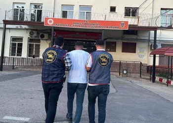 Batman’da 23 yıl hapis cezası olan firari yakalanarak tekrar cezaevine teslim edildi