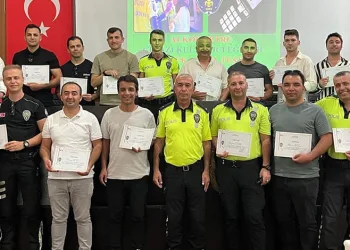 Otomobil takla attı: 1 yaralı