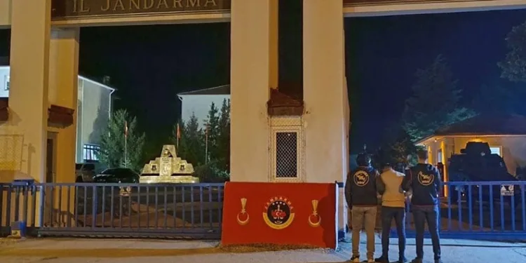 Erzincan’da 12 yıl 6 ay kesinleşmiş hapis cezası bulunan şahıs operasyonla yakalandı