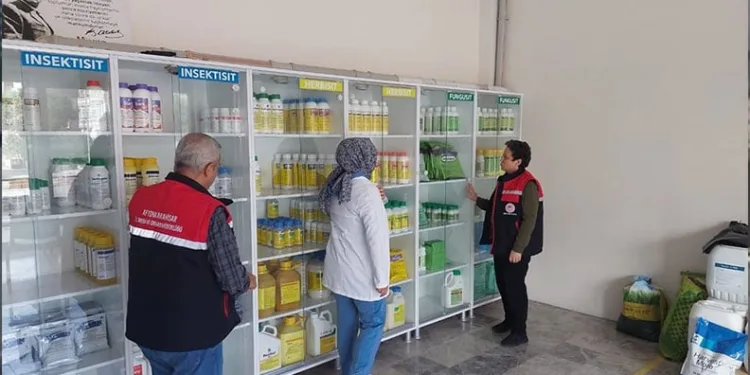 Mersin Bozyazı’da orman yangını büyümeden söndürüldü