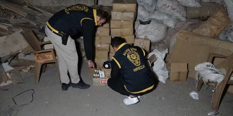 Otomobil ile motosiklet çarpıştı: 1 yaralı