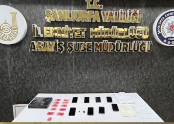 Ankara’da eğlence merkezinde bir kişi görüştüğü kadını öldürdükten sonra kendini vurdu