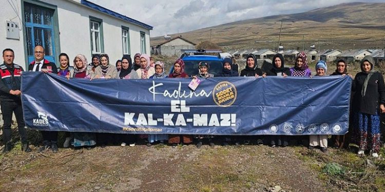 Kadın hırsızlar polisin takibi sonucu yakalandı