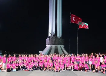 Kahvaltı için aldığı peynirden metal somun çıktı