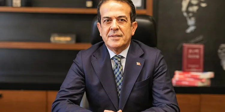 Balık tezgahlarında son 3-4 senenin en bol palamut sezonu yaşanıyor