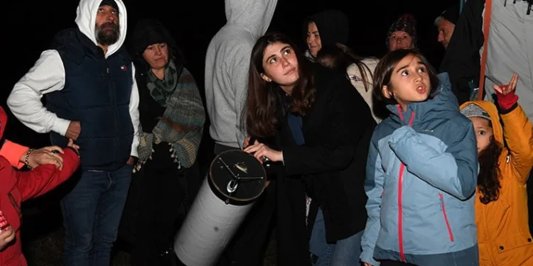 Bilim tutkunlarını soğuk hava durduramadı