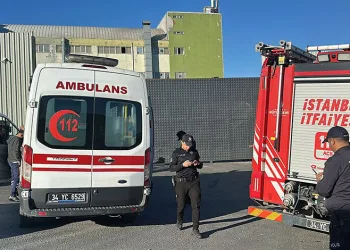 Otomobil ile motosiklet çarpıştı: 1 yaralı