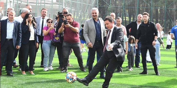 Emek Spor Tesisi hizmete açıldı