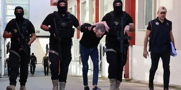 Samsun’da apartman dairesinde yangın