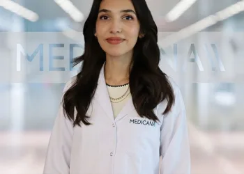 Kartepe’de meme kanserine farkındalık eğitimi