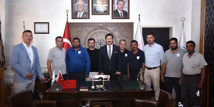 Yenişehir Belediyesi’nden geçici işçilere müjde