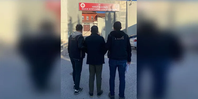 Çiftçinin zeytinine jandarma koruması