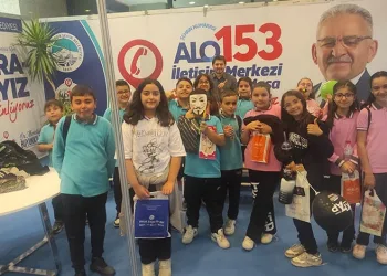 Jandarmadan öğrencilere siber farkındalık ve bilinçlendirme eğitimi