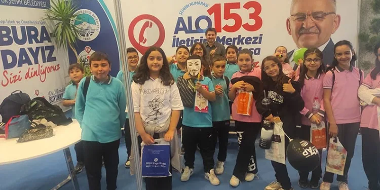 Jandarmadan öğrencilere siber farkındalık ve bilinçlendirme eğitimi