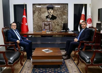 Kartepe’de meme kanserine farkındalık eğitimi