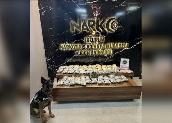 Çanakkale’de narkotik operasyonu: Gözaltındaki 5 şüphelinin emniyetteki işlemleri sürüyor