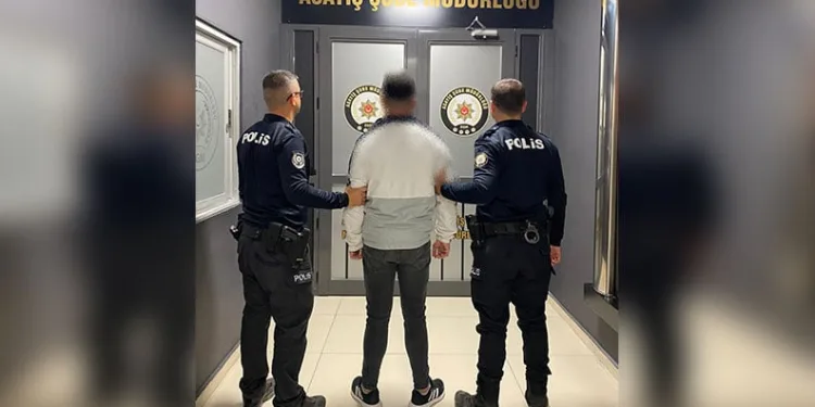 Otomobil takla attı: 1 yaralı