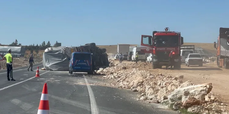 Otomobilin çarpıp kaçtığı motosikletin sürücüsü hayatını kaybetti