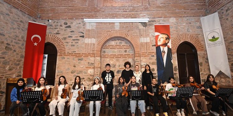 Huzurevi sakinleri yaza piknikle veda etti