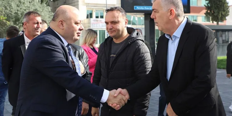 “Meme kanseri el ile fark edilene kadar tümör büyümüş oluyor, düzenli kontrole gidin”