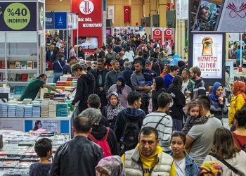 “Meme kanseri el ile fark edilene kadar tümör büyümüş oluyor, düzenli kontrole gidin”