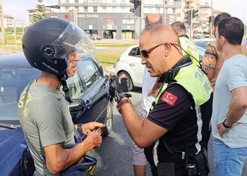 Samsun’da silah operasyonunda gözaltına alınan 4 kişi adliyeye sevk edildi