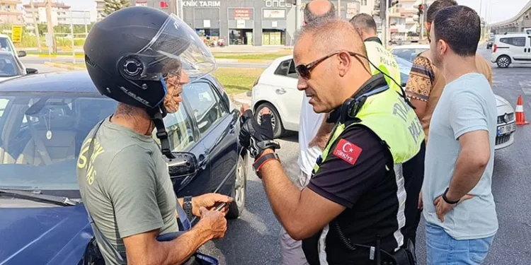 Samsun’da silah operasyonunda gözaltına alınan 4 kişi adliyeye sevk edildi