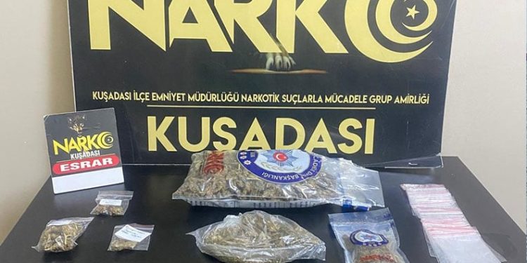 Tır refüje düştü, patatesler yola saçıldı: 1 yaralı