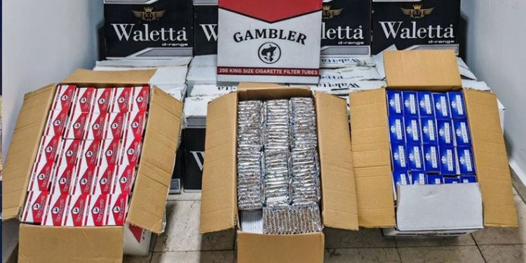 Çanakkale’de göçmen kaçakçılığı operasyonu: 79 kaçak göçmen ile 2 organizatör yakalandı