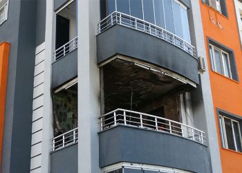 Çanakkale’de narkotik operasyonu: Gözaltındaki 5 şüphelinin emniyetteki işlemleri sürüyor