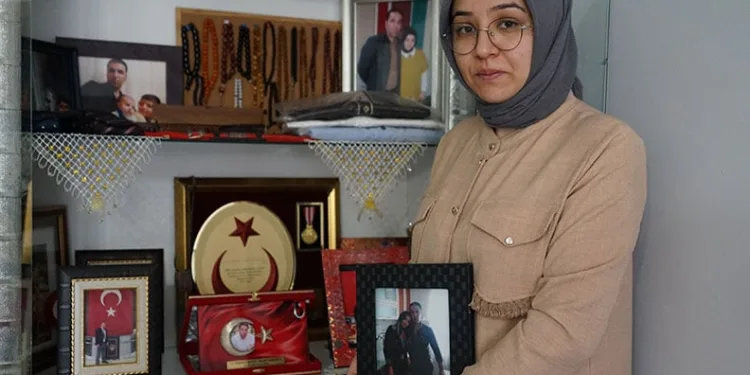 Adana’da zirveye kar yağdı, elma hasadı erken yapıldı