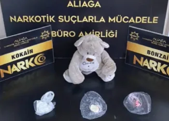 Kontrollü bina yıkımında facianın eşiğinden dönüldü: Mahsur kalan 8 kişi kurtarıldı