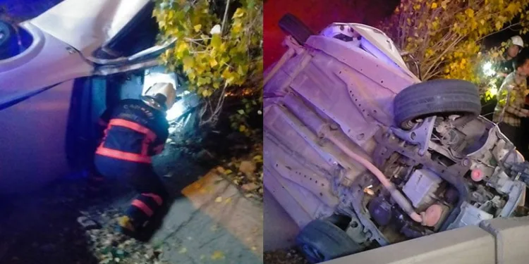 Virajı alamayan otomobil karşı yöndeki araçla kafa kafaya çarpıştı, sıkışan yaralıları itfaiye kurtardı