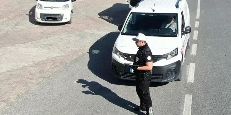 Otomobil takla attı: 1 yaralı