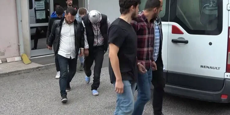 Tırın içine zulalanmış 730 gram narkotik madde ele geçirildi