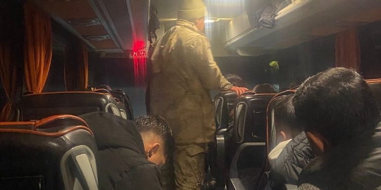 Mahsur kalan Bursaspor taraftarlarına ulaşıldı