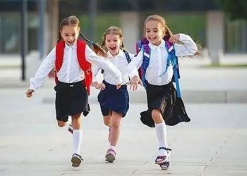 Okullarda serbest kıyafet uygulaması kaldırıldı