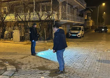Silahlı saldırı düzenlenen araçtaki 12 yaşındaki çocuk hayatını kaybetti