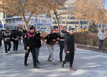 Kırşehir’de “çakma kombi servisi” operasyonu: 4 gözaltı