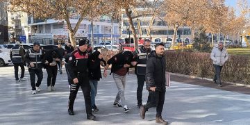 Kırşehir’de “çakma kombi servisi” operasyonu: 4 gözaltı